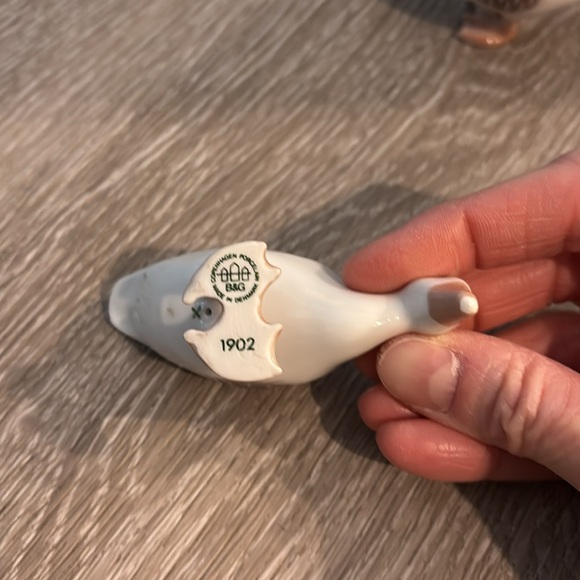 Bing & Grondahl set of 2 geese #1902 - Picture 4 of 4